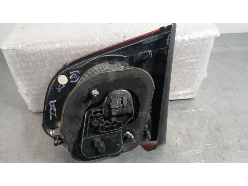 Recambio de piloto trasero izquierdo interior para volkswagen golf vi (5k1) 1.4 tsi referencia OEM IAM 5K0945093AA 5K0945093AB 