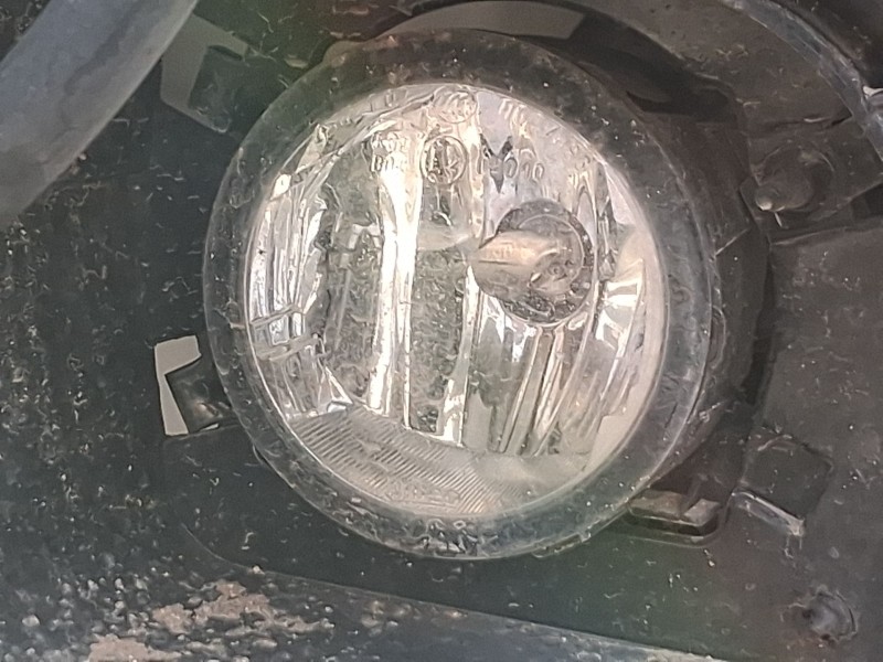 Recambio de faro antiniebla izquierdo para jeep cherokee (kl) 2.0 crd 4x4 referencia OEM IAM 68202187AA  
