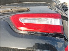 Recambio de piloto trasero derecho interior para jeep cherokee (kl) 2.0 crd 4x4 referencia OEM IAM 68330344AA  