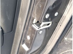 CERRADURA PUERTA TRASERA DERECHA 68466963AA 