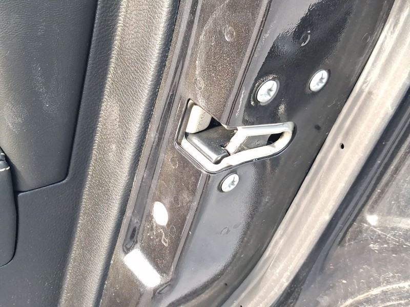 Recambio de cerradura puerta trasera derecha para jeep cherokee (kl) 2.0 crd 4x4 referencia OEM IAM 68466963AA  
