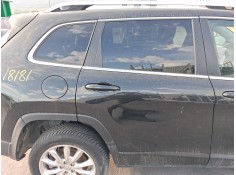 PUERTA TRASERA DERECHA 68640466AA 