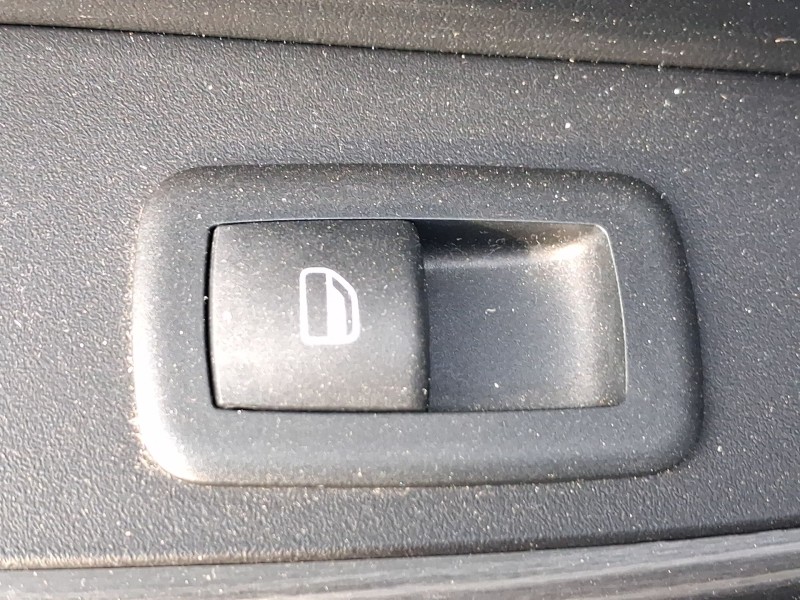 Recambio de mando elevalunas trasero izquierdo para jeep cherokee (kl) 2.0 crd 4x4 referencia OEM IAM 56046555AC  