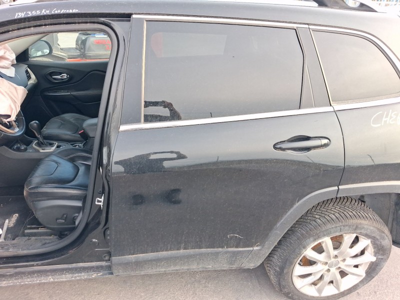 Recambio de puerta trasera izquierda para jeep cherokee (kl) 2.0 crd 4x4 referencia OEM IAM 68640465AA  
