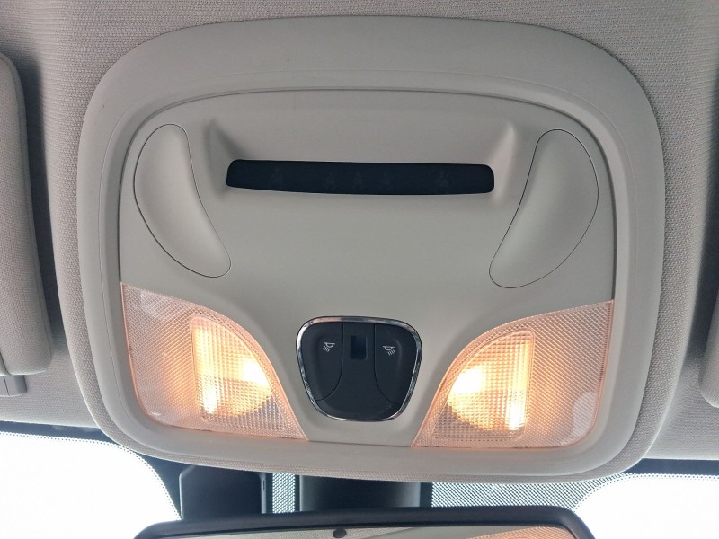 Recambio de luz interior para jeep cherokee (kl) 2.0 crd 4x4 referencia OEM IAM 5MW35HDAAC  