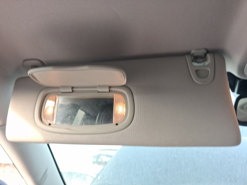 Recambio de parasol izquierdo para jeep cherokee (kl) 2.0 crd 4x4 referencia OEM IAM 1WG35HDAAH  