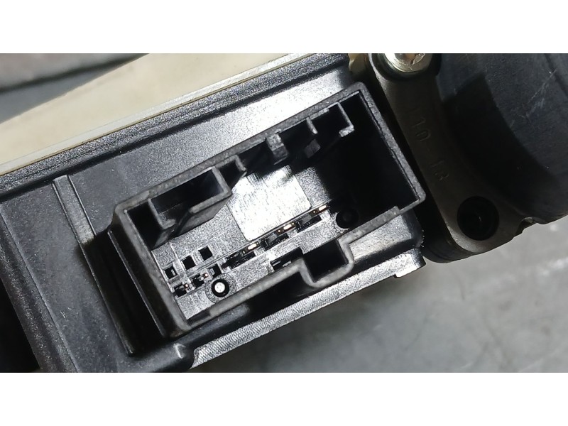 Recambio de elevalunas trasero izquierdo para seat leon st (5f8) style connect referencia OEM IAM 5F9839461D  ELECTRICO