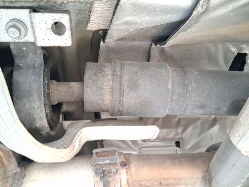 Recambio de transmision central delantera para jeep cherokee (kl) 2.0 crd 4x4 referencia OEM IAM   