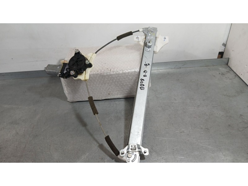 Recambio de elevalunas delantero derecho para hyundai i20 ii (gb, ib) 1.2 referencia OEM IAM 82404C7010  
