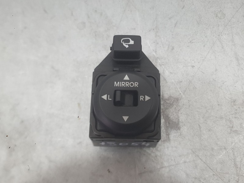 Recambio de mando retrovisor para kia sportage iii (sl) 1.6 gdi referencia OEM IAM 935733W100WK  