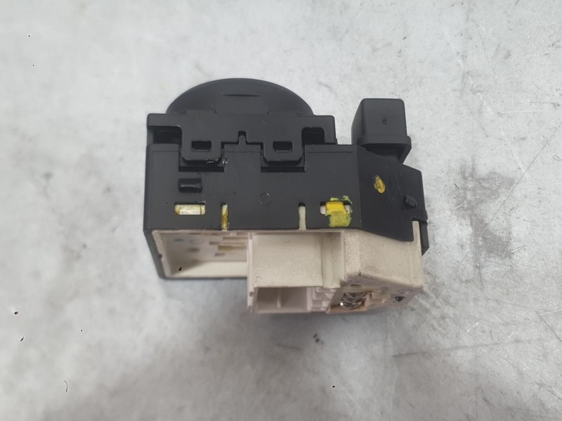Recambio de mando retrovisor para kia sportage iii (sl) 1.6 gdi referencia OEM IAM 935733W100WK  