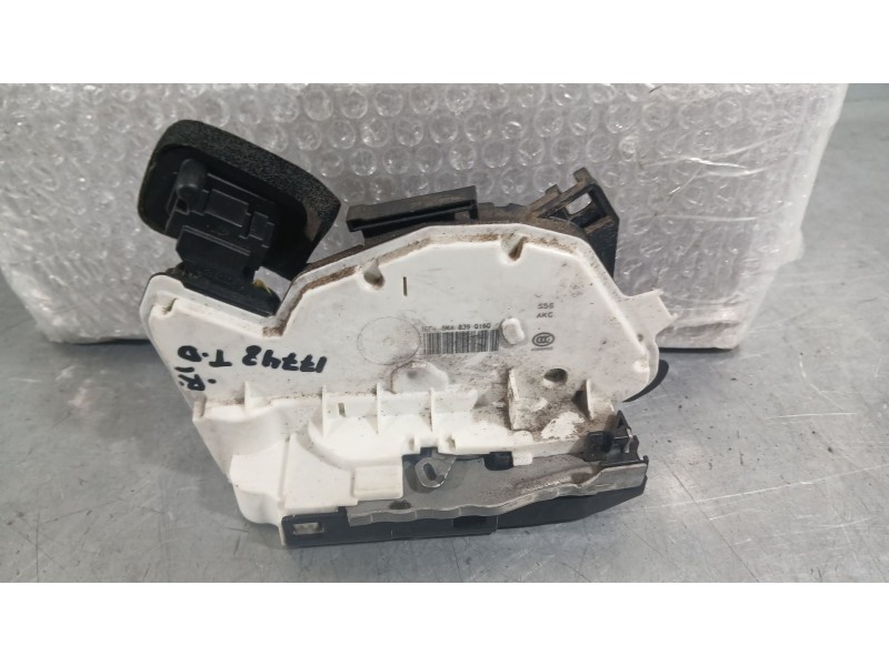 Recambio de cerradura puerta trasera derecha para seat leon st (5f8) 1.2 tsi referencia OEM IAM 5K4839016R  