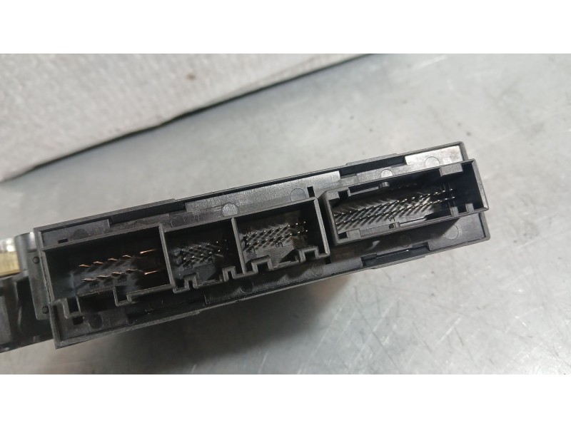 Recambio de motor elevalunas delantero izquierdo para seat exeo (3r2) 2.0 tdi referencia OEM IAM   