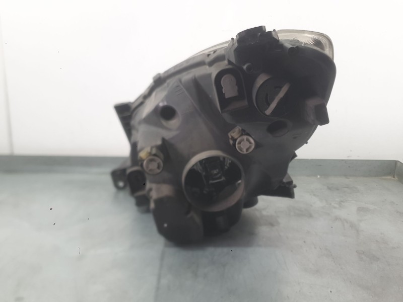 Recambio de faro derecho para opel agila b (h08) 1.2 (f68) referencia OEM IAM 93193969  