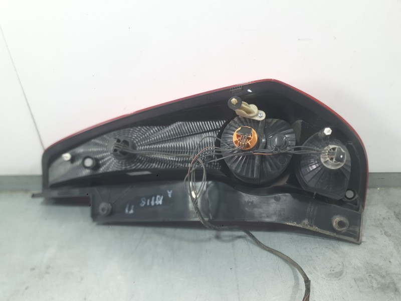 Recambio de piloto trasero izquierdo para opel agila b (h08) 1.2 (f68) referencia OEM IAM 93193683  