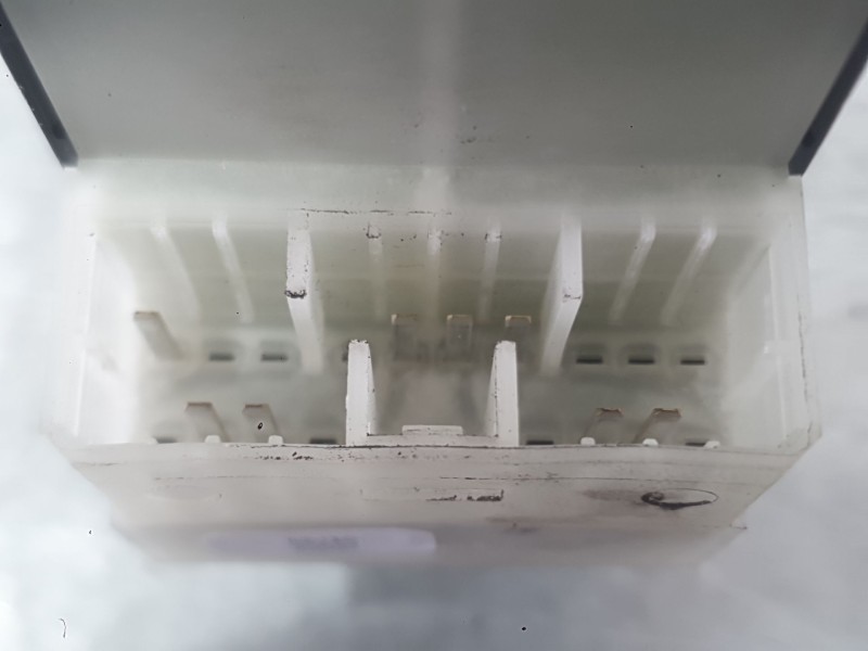 Recambio de mando elevalunas delantero izquierdo para opel agila b (h08) 1.2 (f68) referencia OEM IAM 93194977  