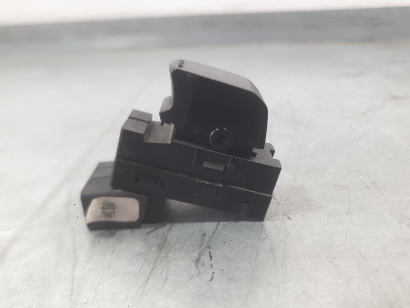 Recambio de mando elevalunas delantero derecho para opel agila b (h08) 1.2 (f68) referencia OEM IAM 93194979  