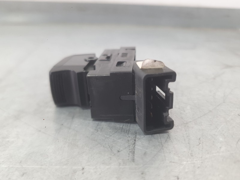 Recambio de mando elevalunas delantero derecho para opel agila b (h08) 1.2 (f68) referencia OEM IAM 93194979  