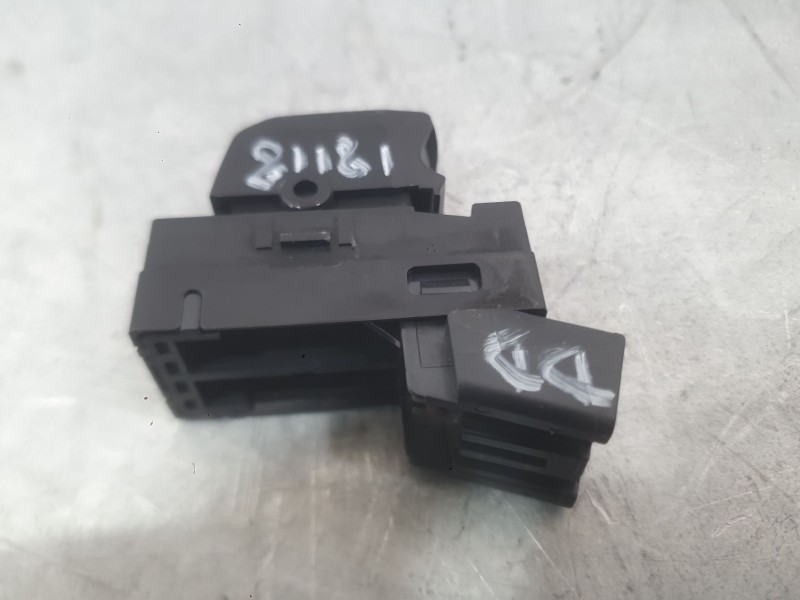 Recambio de mando elevalunas delantero derecho para opel agila b (h08) 1.2 (f68) referencia OEM IAM 93194979  
