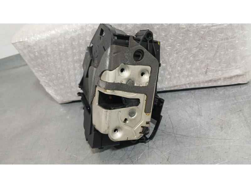 Recambio de cerradura puerta trasera derecha para ford c-max ii (dxa/cb7, dxa/ceu) 1.0 ecoboost referencia OEM IAM AM5AR26412CE 