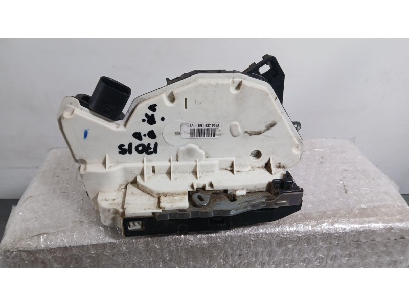 Recambio de cerradura puerta delantera derecha para seat ibiza iv (6j5, 6p1) 1.2 referencia OEM IAM 5N1837016A  