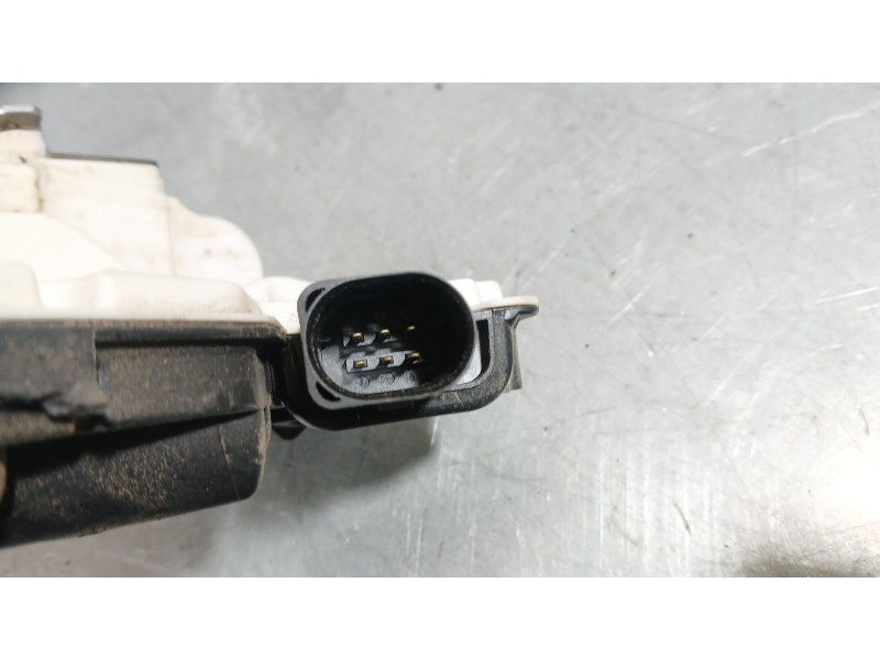 Recambio de cerradura puerta delantera derecha para seat ibiza iv (6j5, 6p1) 1.2 referencia OEM IAM 5N1837016A  