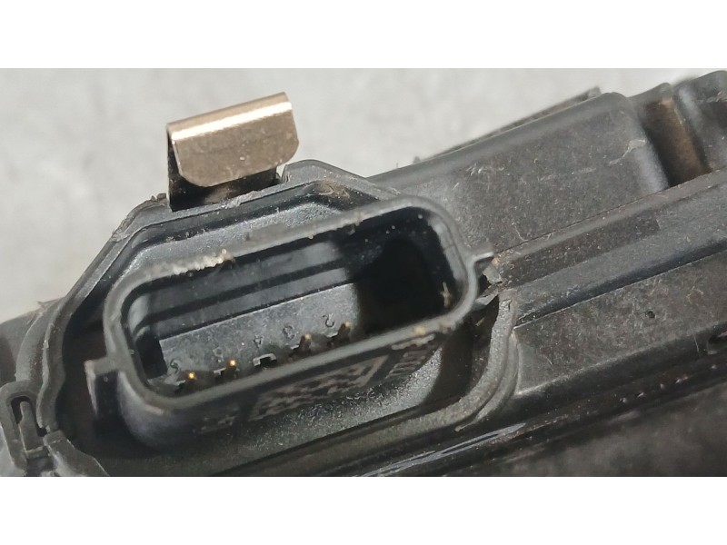 Recambio de cerradura puerta trasera derecha para renault clio v (b7_) tce 90 (b7mt) referencia OEM IAM 825007311R  