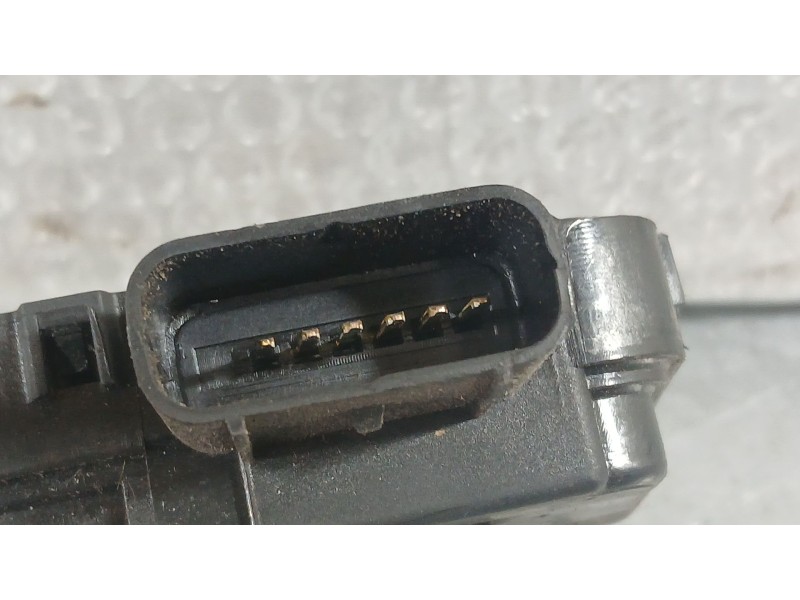 Recambio de cerradura puerta delantera izquierda para kia sportage iii (sl) 2.0 crdi referencia OEM IAM 813103U000  