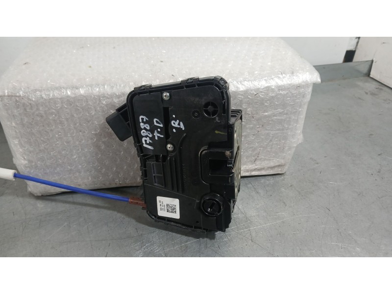 Recambio de cerradura puerta trasera derecha para kia sportage v (nq5) 1.6 t-gdi referencia OEM IAM 81420R2000  