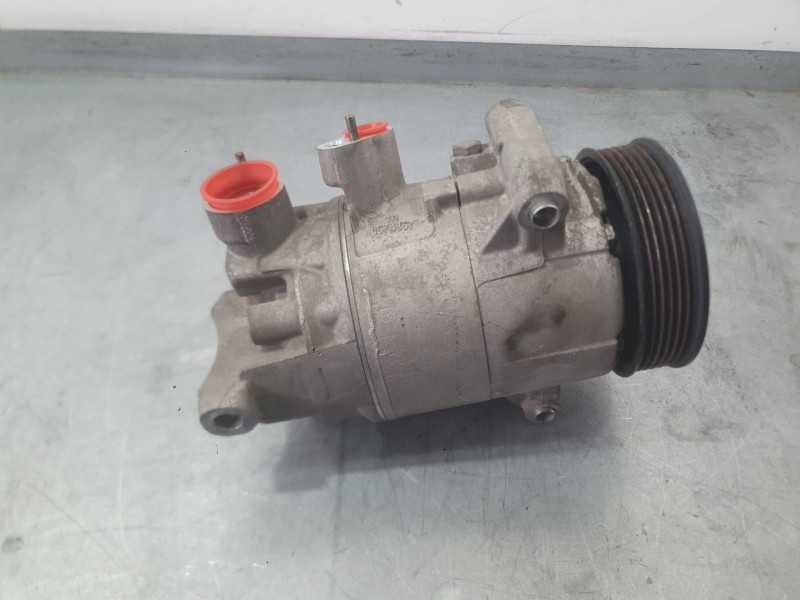 Recambio de compresor aire acondicionado para seat ibiza iv (6j5, 6p1) 1.4 tdi referencia OEM IAM 5Q0820803D  