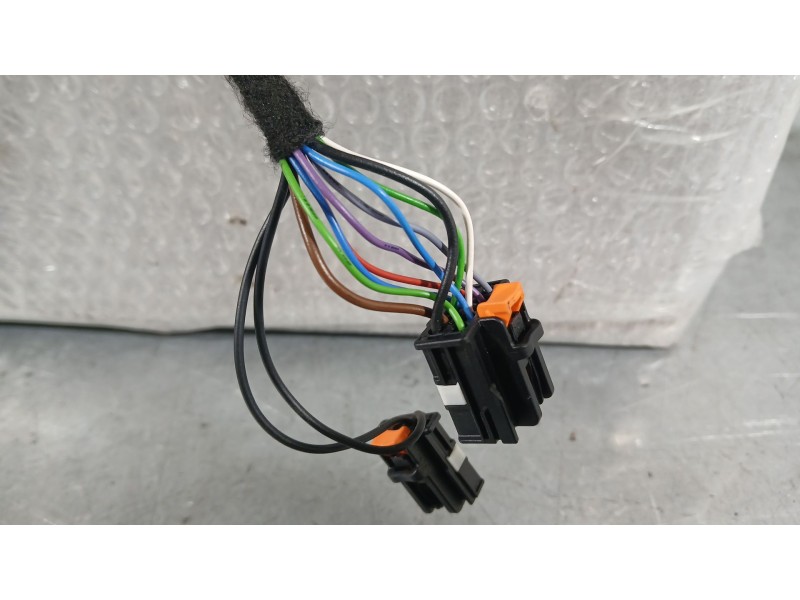 Recambio de retrovisor derecho para opel corsa f (p2jo) 1.2 (68) referencia OEM IAM 983758811T ELECTRICO 10 Y 2 CABLES 39225912