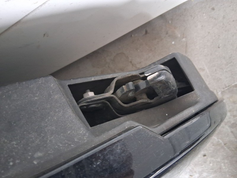 Recambio de cerradura puerta delantera derecha para renault twizy (mam_) 80 referencia OEM IAM 805023690R  