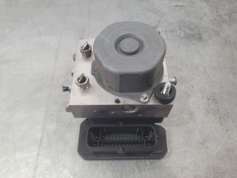 Recambio de abs para toyota aygo (_b4_) 1.0 (kgb40) referencia OEM IAM 440500H060  