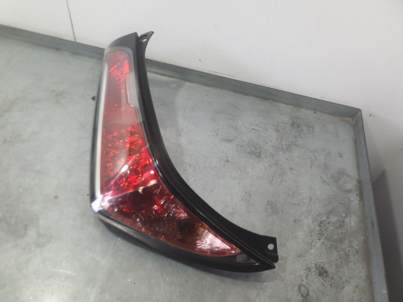 Recambio de piloto trasero izquierdo para toyota aygo (_b4_) 1.0 (kgb40) referencia OEM IAM 815610H110  