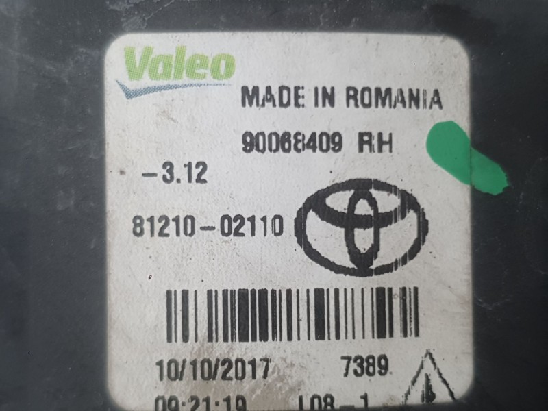 Recambio de faro antiniebla derecho para toyota aygo (_b4_) 1.0 (kgb40) referencia OEM IAM 8121002110  