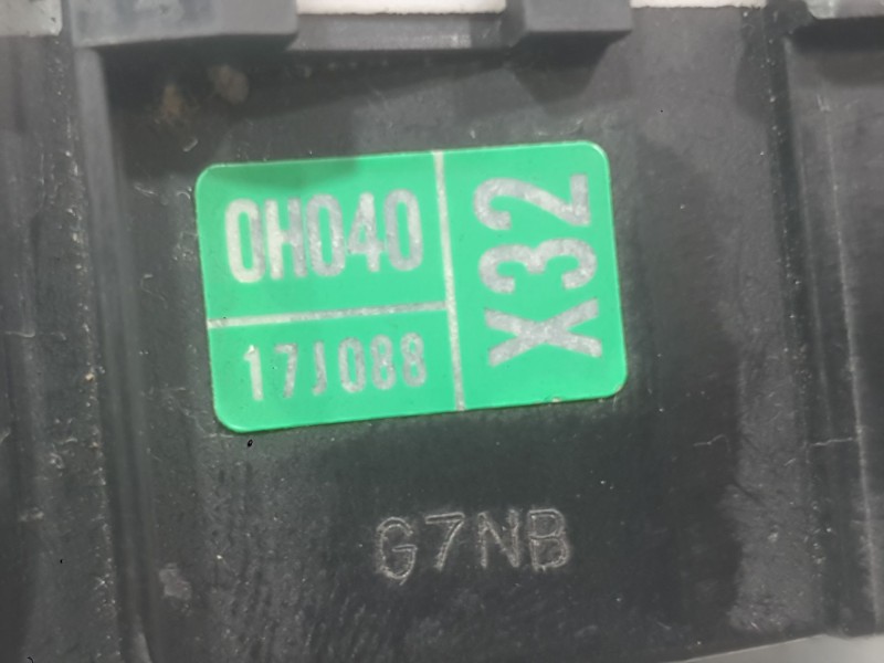 Recambio de mando luces y limpia para toyota aygo (_b4_) 1.0 (kgb40) referencia OEM IAM 841400H040  846520H020