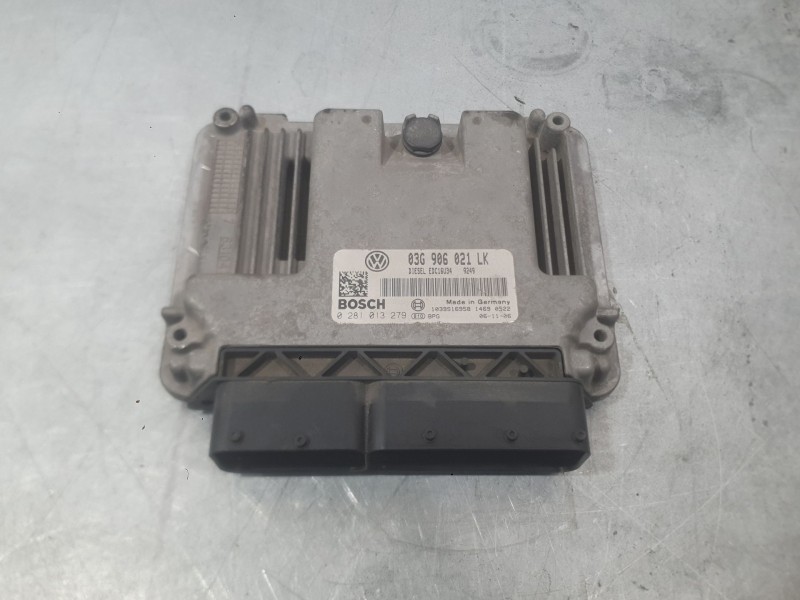 Recambio de centralita motor uce para seat leon (1p1) 1.9 tdi referencia OEM IAM   