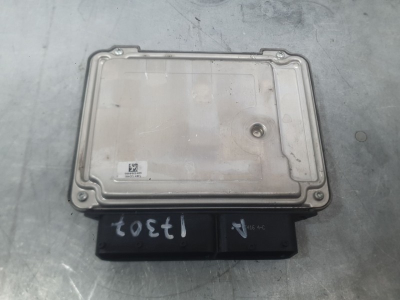 Recambio de centralita motor uce para seat leon (1p1) 1.9 tdi referencia OEM IAM   