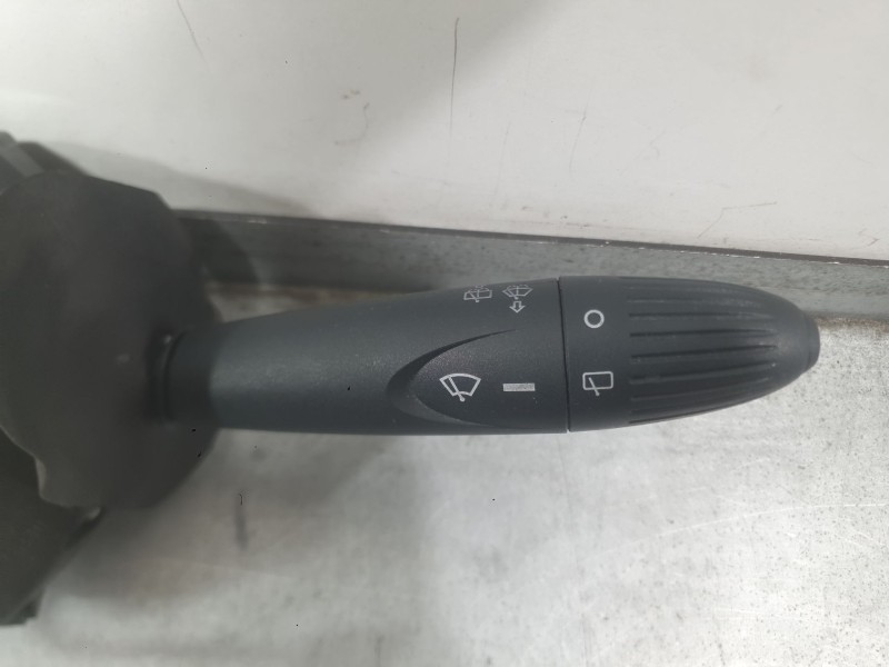 Recambio de mando luces y limpia para ford ka (ru8) 1.2 referencia OEM IAM 1790293  