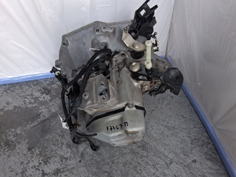 Recambio de caja cambios para citroën c4 cactus 1.2 vti 82 referencia OEM IAM 20CR15 5VELOCIDADES 1267614