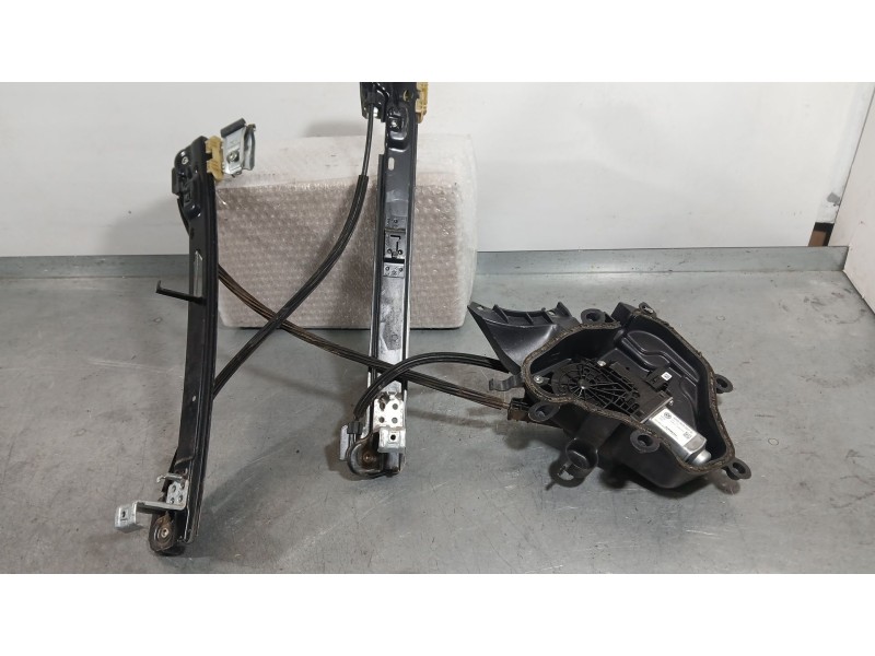 Recambio de elevalunas delantero derecho para seat ibiza iv (6j5, 6p1) 1.2 referencia OEM IAM 6J4837402  
