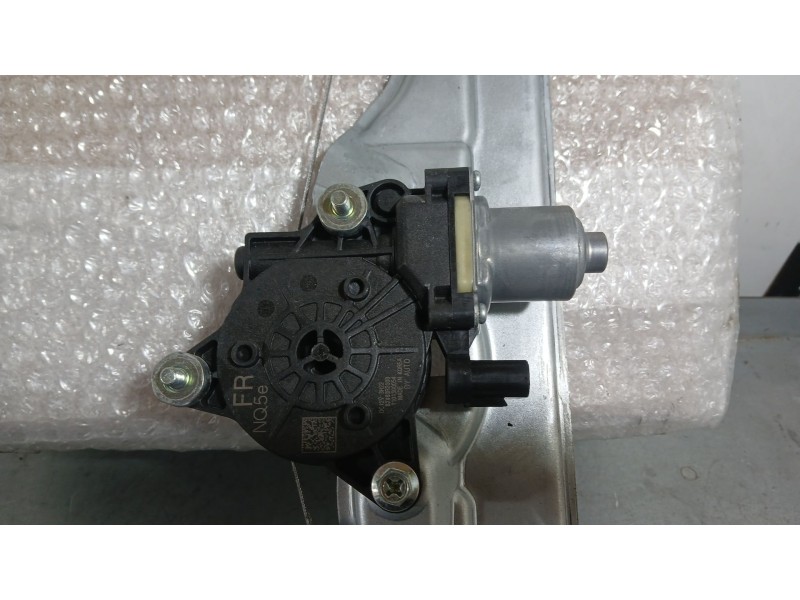 Recambio de elevalunas trasero derecho para kia sportage v (nq5) 1.6 t-gdi referencia OEM IAM 82460R2000 2 PINS 1101300054