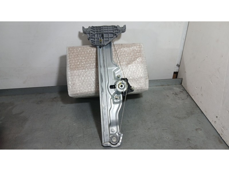 Recambio de elevalunas trasero derecho para kia sportage v (nq5) 1.6 t-gdi referencia OEM IAM 82460R2000 2 PINS 1101300054