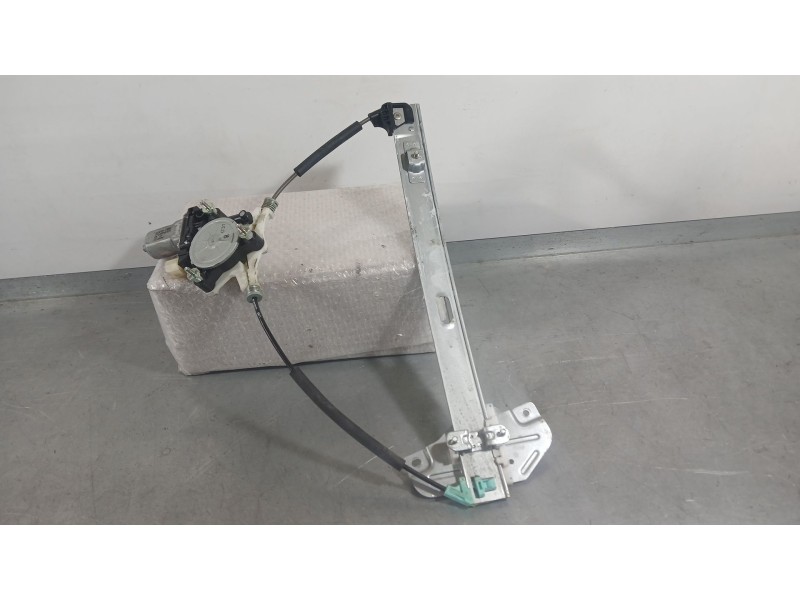 Recambio de elevalunas delantero derecho para kia rio iii (ub) 1.2 cvvt referencia OEM IAM 824601W000 2 PINS 