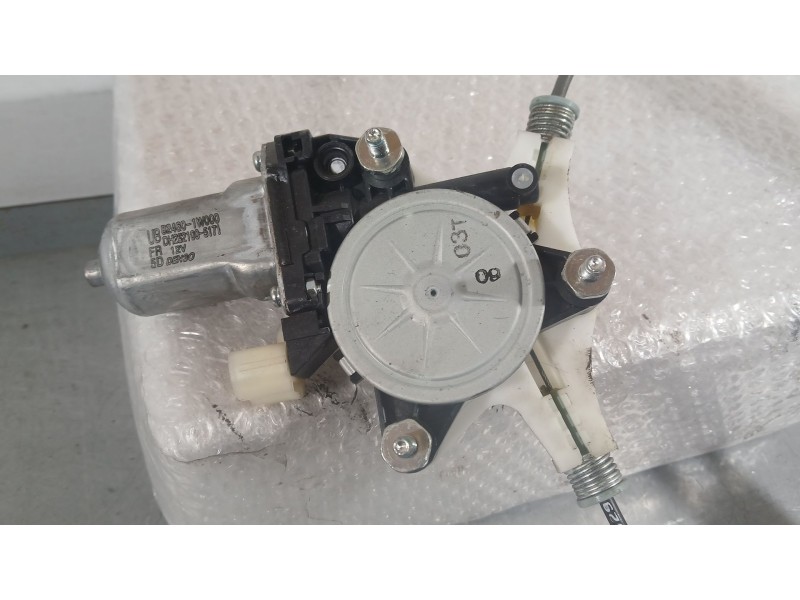 Recambio de elevalunas delantero derecho para kia rio iii (ub) 1.2 cvvt referencia OEM IAM 824601W000 2 PINS 