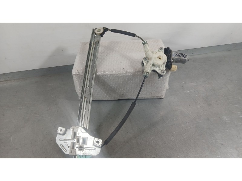 Recambio de elevalunas delantero derecho para kia rio iii (ub) 1.2 cvvt referencia OEM IAM 824601W000 2 PINS 
