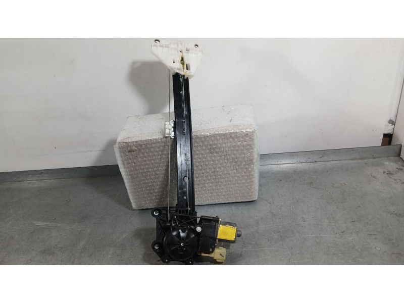 Recambio de elevalunas trasero derecho para ford s-max (cj, wa6) 2.0 tdci referencia OEM IAM EM2BR27000AC 6 PINS 2345935