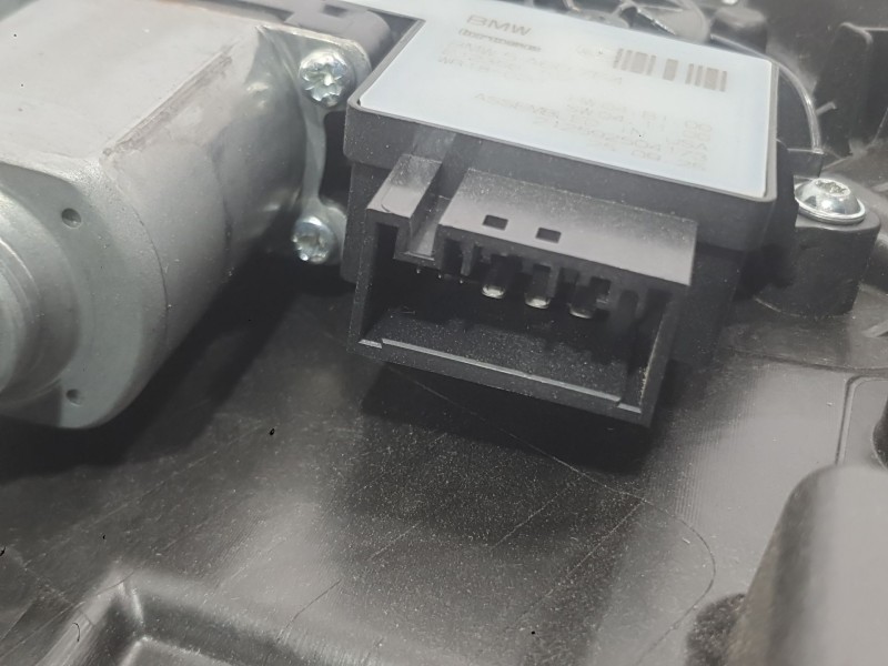 Recambio de elevalunas trasero derecho para bmw 3 (g20, g80, g28) 320 d mild-hybrid referencia OEM IAM 749710012  