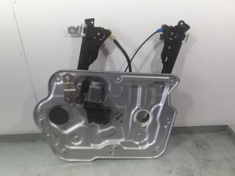 Recambio de elevalunas delantero derecho para nissan qashqai i (j10, nj10) 1.5 dci referencia OEM IAM 80770JD00A  