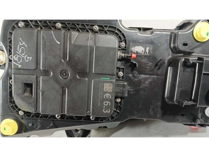 Recambio de deposito adblue para peugeot rifter 1.5 bluehdi 100 referencia OEM IAM 9832421480  